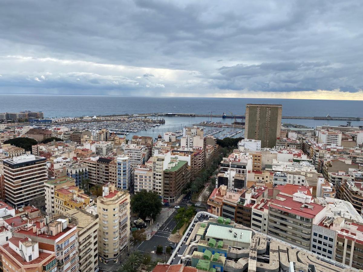 Apartamento 24Th Floor & Sea View Alicante Buitenkant foto